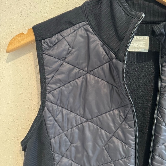 Athleta Lightweight Layering Vest - Picture 9 of 10